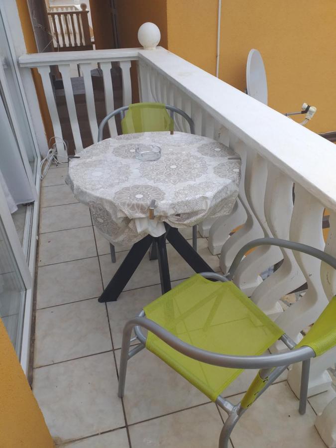 Apartmani Marijanovic Vir Buitenkant foto