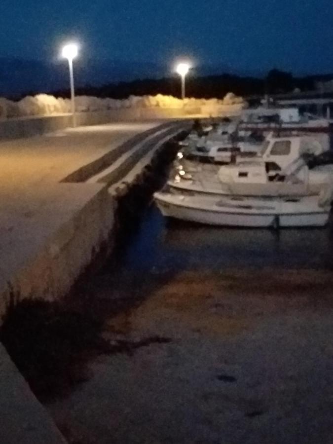 Apartmani Marijanovic Vir Buitenkant foto