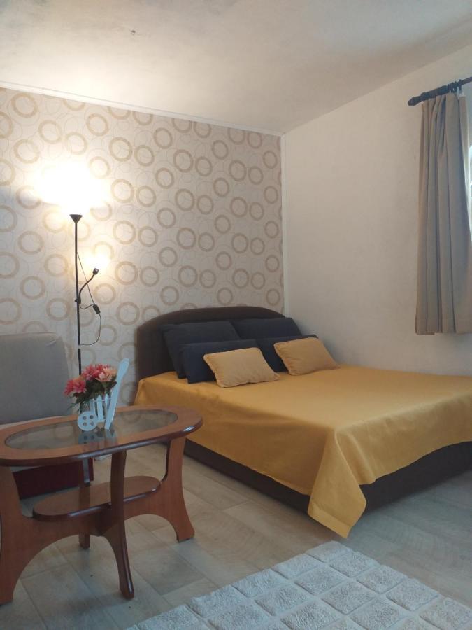 Apartmani Marijanovic Vir Buitenkant foto
