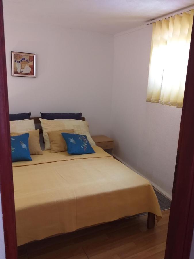 Apartmani Marijanovic Vir Buitenkant foto
