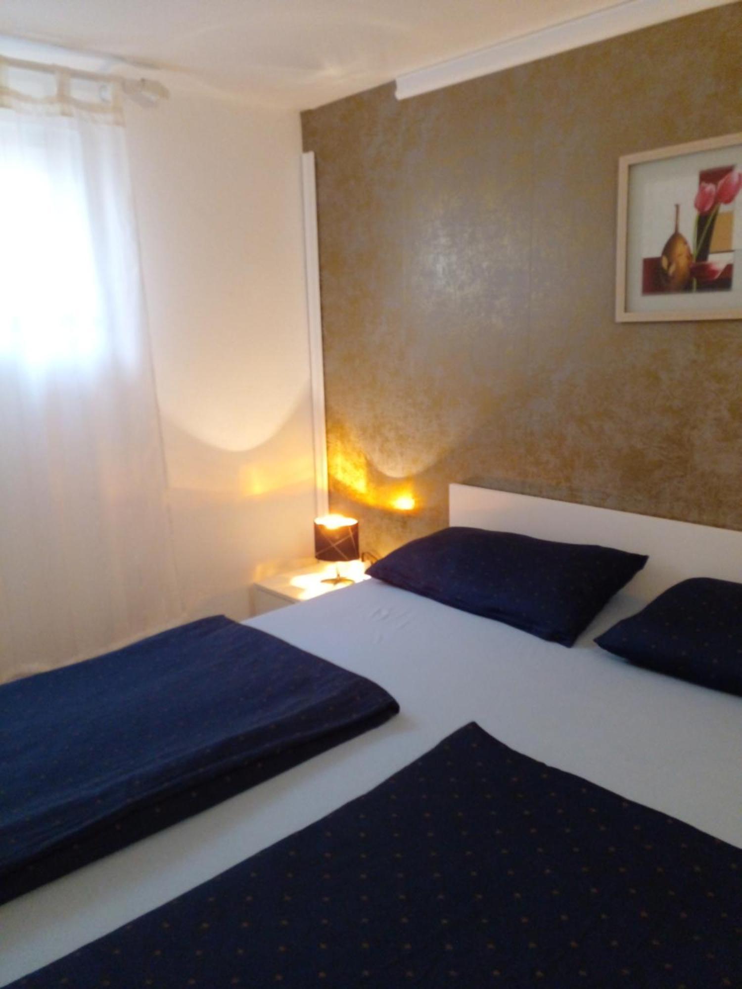 Apartmani Marijanovic Vir Buitenkant foto