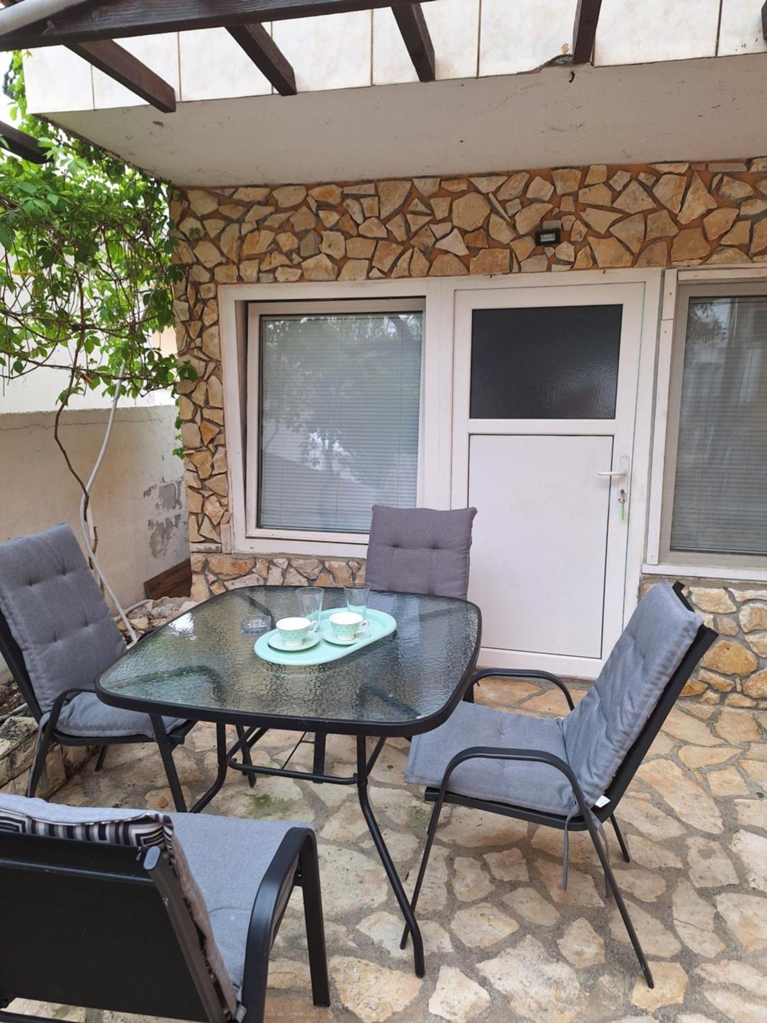 Apartmani Marijanovic Vir Buitenkant foto