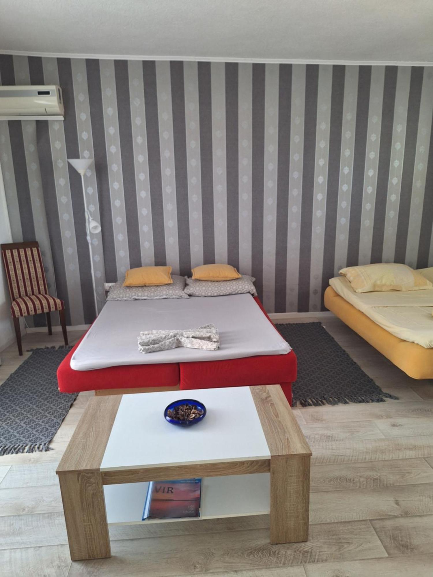 Apartmani Marijanovic Vir Buitenkant foto