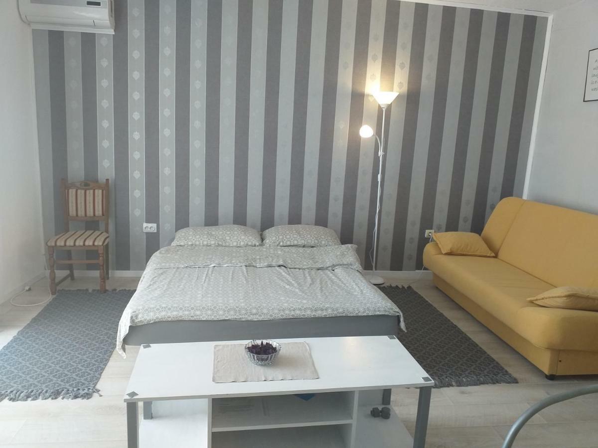 Apartmani Marijanovic Vir Buitenkant foto